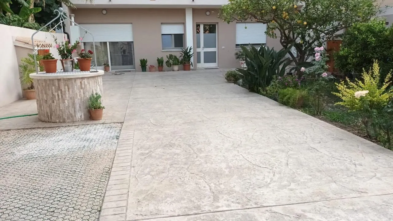 ホテルCasa Fiorita アッセミニ 0*,  イタリア