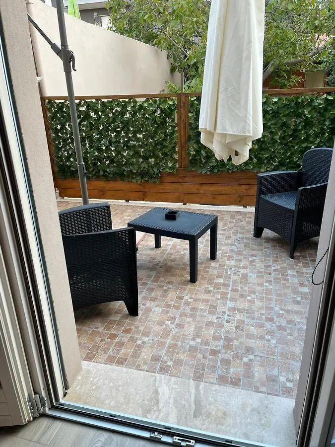 Отель Casa Fiorita Ассемини Гостевой дом