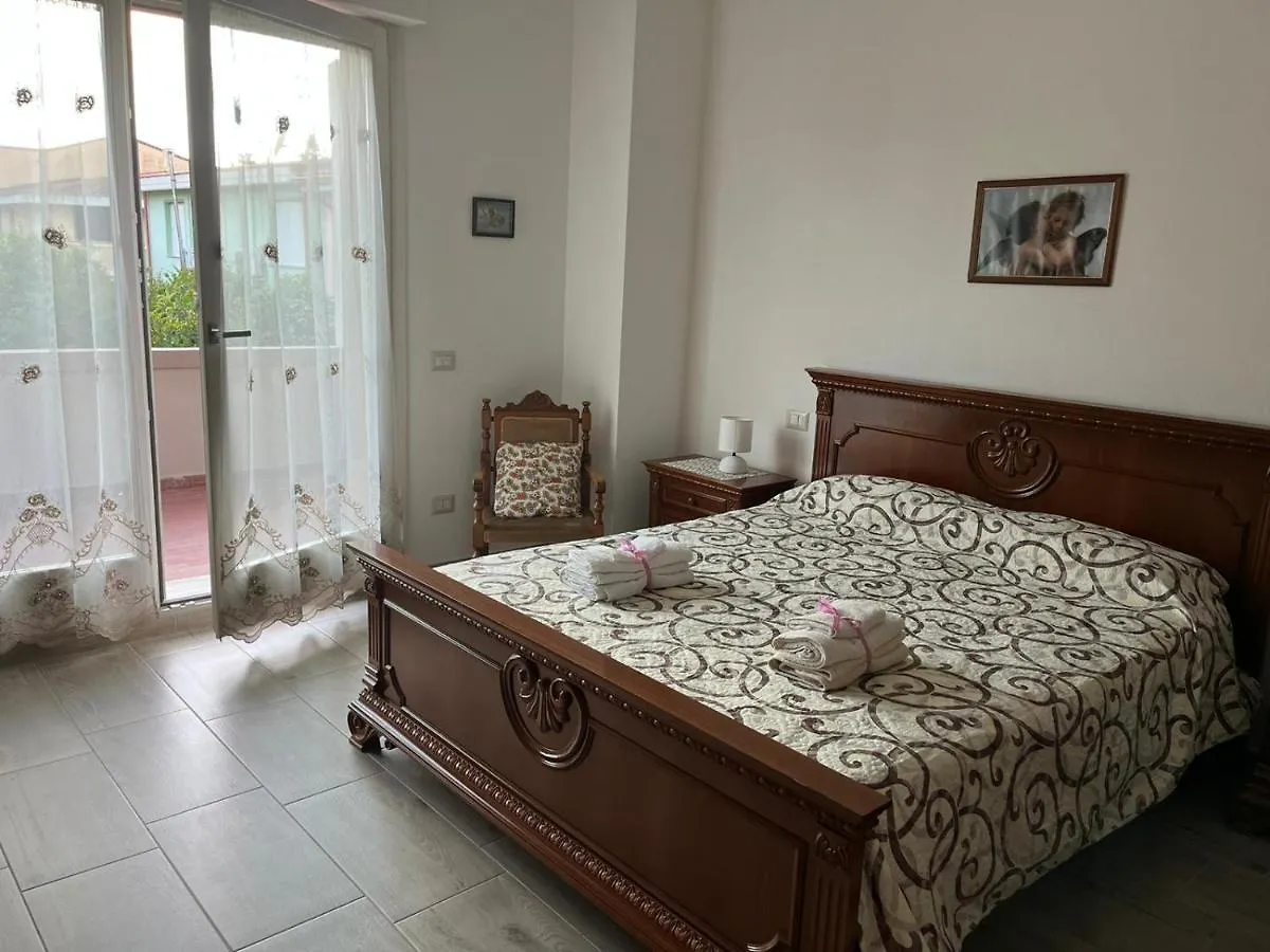 Casa Fiorita Hotel Assemini Affittacamere