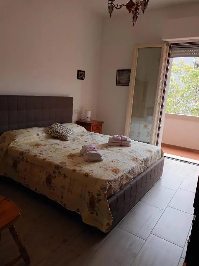 Affittacamere Casa Fiorita Hotel Assemini Italia